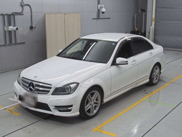 38004 MERCEDES BENZ C CLASS 204047 2013 г. (CAA Chubu)